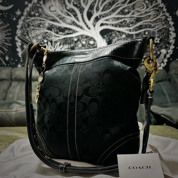 Vintage Y2K Coach Black and Gold Shoulder Bag crossbody purse 2006 - Picture 17 of 17